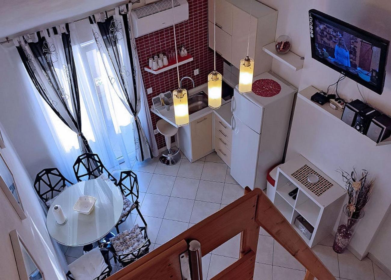 Apartments And Rooms By The Sea Tucepi, Makarska - 6058 外观 照片